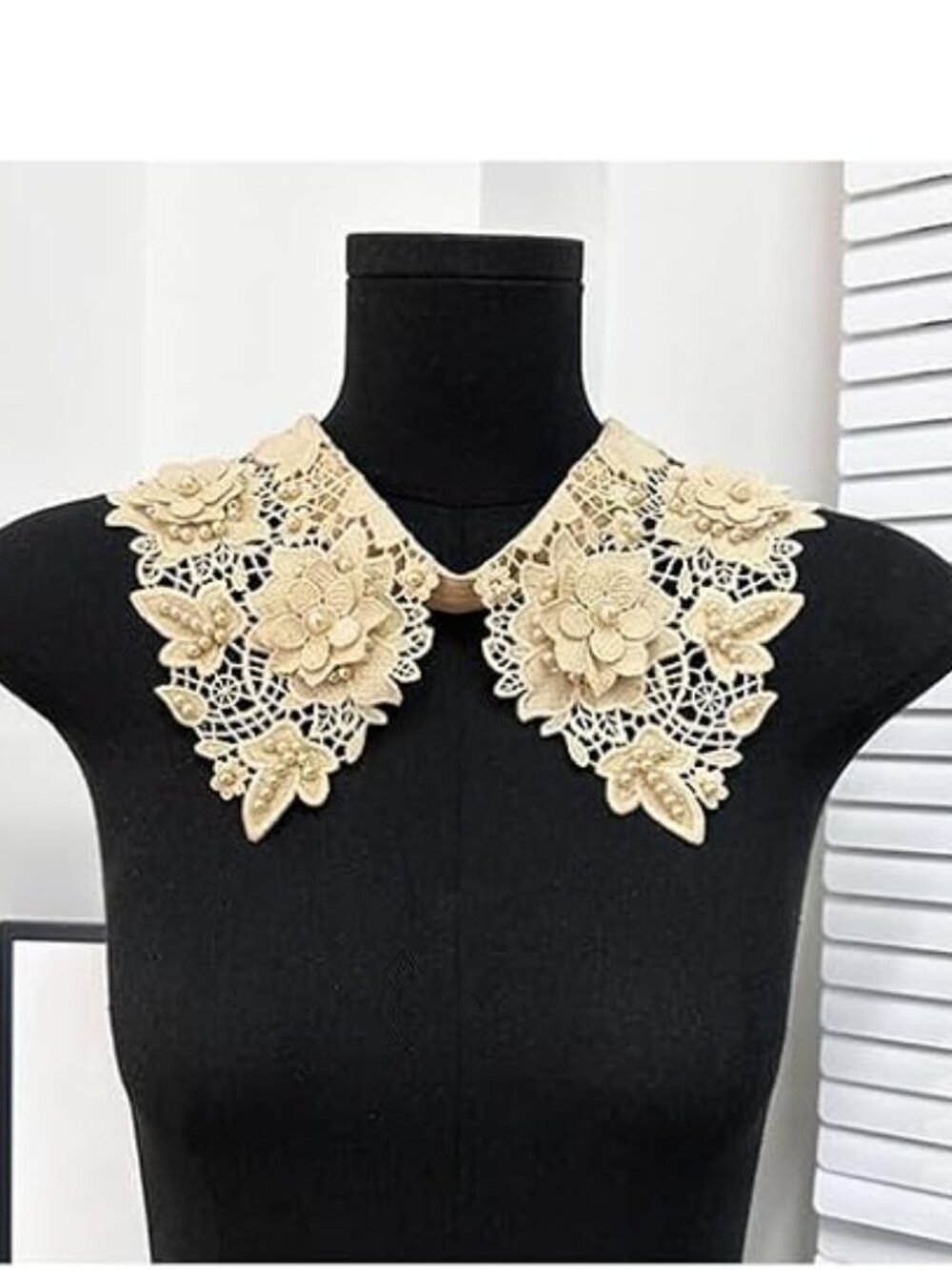Hollow Out Lace Tan Collar